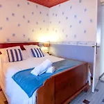 La Petite Escale By Interhome