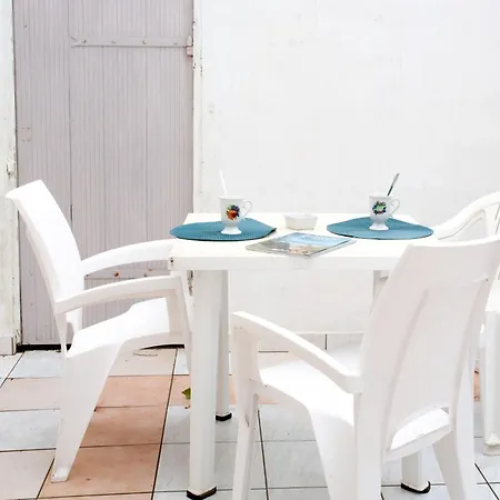 La Petite Escale By Interhome